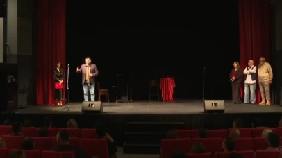 Са затварања Фестивала поручено: Позориште и овај Фестивал у наредној години представиће се у Паризу и Тел Авиву