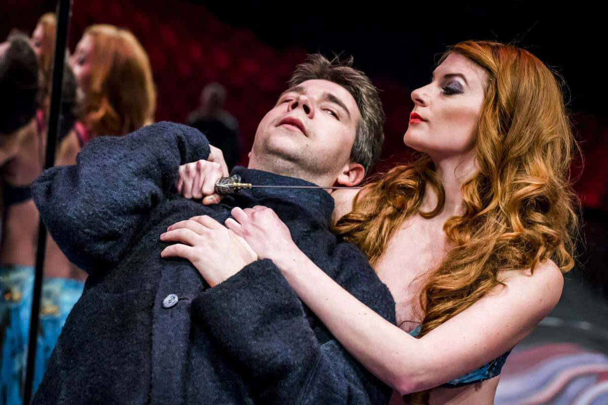 „Anika i njena vremena“ – kriza koja nastupa zbog lažnog mira