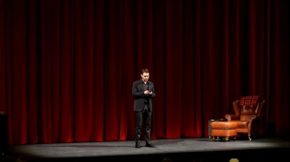 Za Dan Nikšićkog pozorišta, glumac Krivokapić poručio: Pozorište traga za istinom; to je mjesto u kojem se različitosti ne odbacuju, već slave